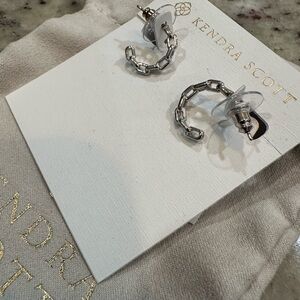 Kendra Scott Silver Hoop Earrings with KS bag-New